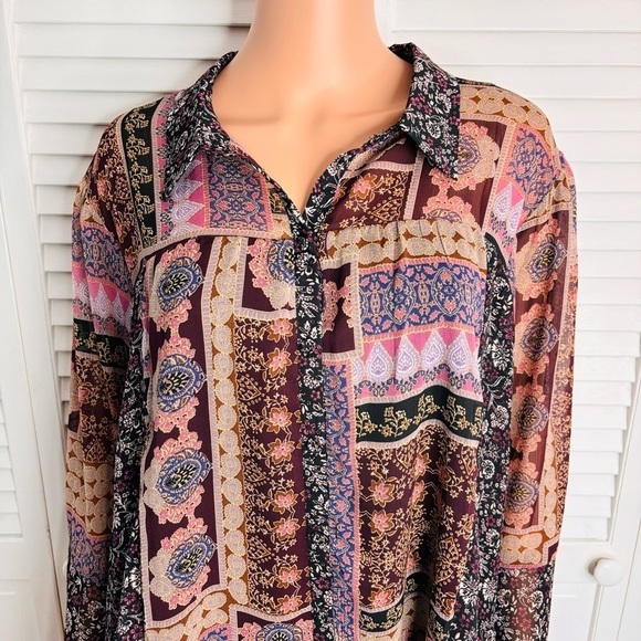 2/$50 MAURICES Pink Patchwork Button Front Bell Sleeve Blouse Size XXL - Picture 3 of 9